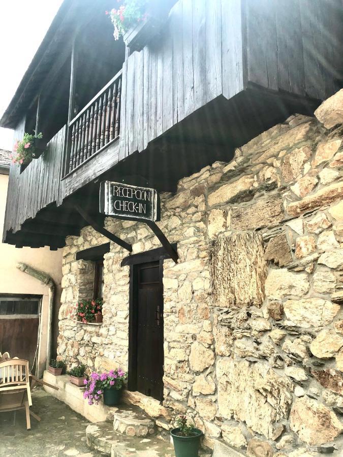 Hotel Rural El Lagar De Las Medulas Orellan Екстер'єр фото
