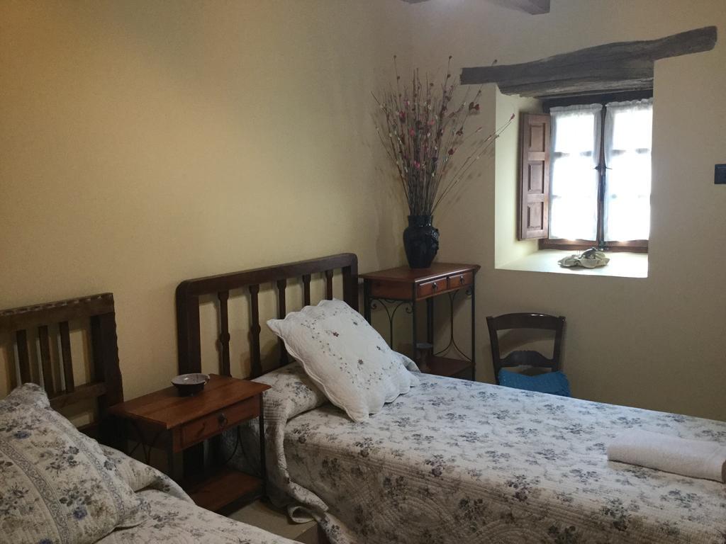 Hotel Rural El Lagar De Las Medulas Orellan Екстер'єр фото