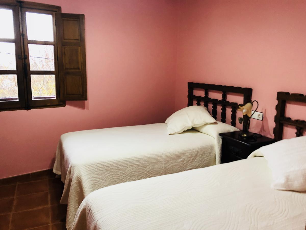 Hotel Rural El Lagar De Las Medulas Orellan Екстер'єр фото