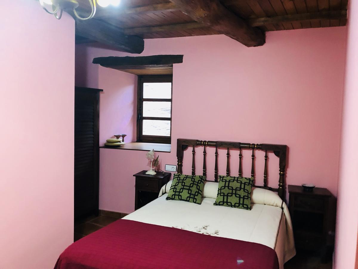 Hotel Rural El Lagar De Las Medulas Orellan Екстер'єр фото